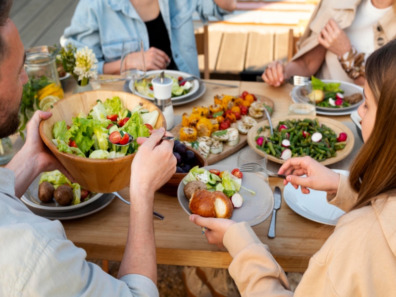 חשיבות הארוחות המשפחתיות לאכילה בהתאם להנחיות משרד הבריאות גם לילדים בררנים וסלקטיביים