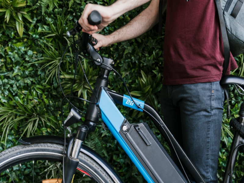 כל מה שאתם צריכים לדעת על אופניים חשמליים 