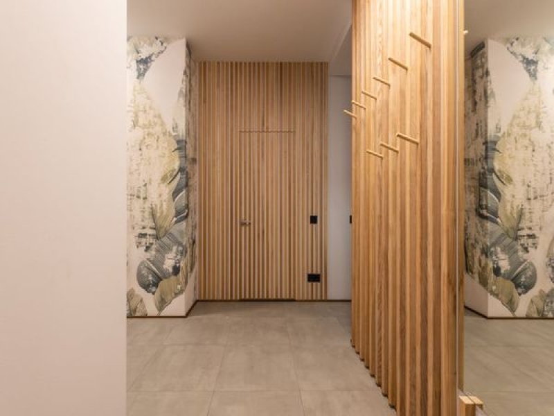  המדריך המלא להדבקת טפטים לקירות במשך יום