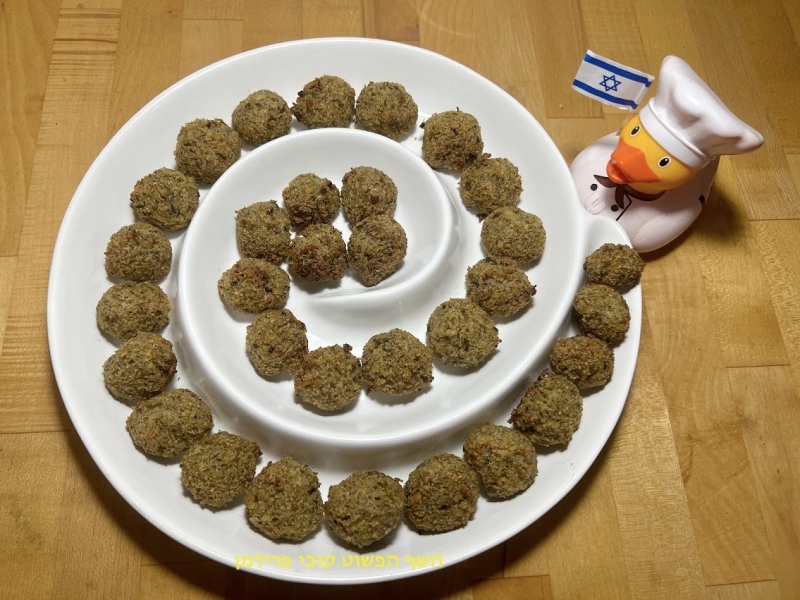 כדורי טופו אורז בתיבול אסיאתי אפויים בתנור טבעוני ללא גלוטן