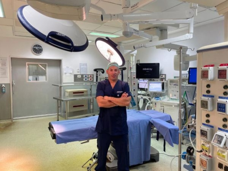 האם היציבה שלך משפיעה על הכאב? כל מה שצריך לדעת על תיקון מבני של עמוד שדרה צווארי