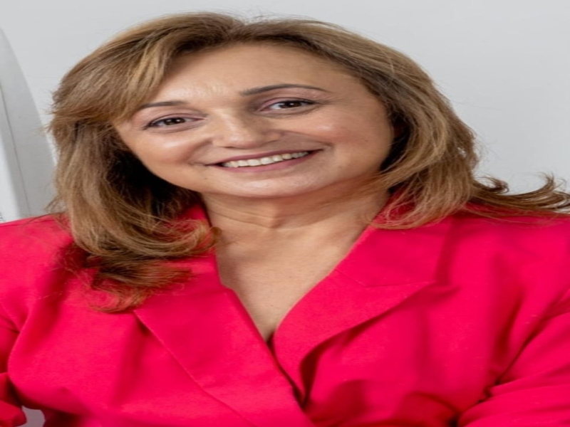 הטיפול שמשלב 40 שנות ניסיון קליני עם המכשור המתקדם ביותר, אצל הקוסמטיקאית מאיה צח