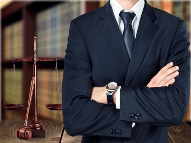 התמודדות משפטית מול רשויות ובירוקרטיה