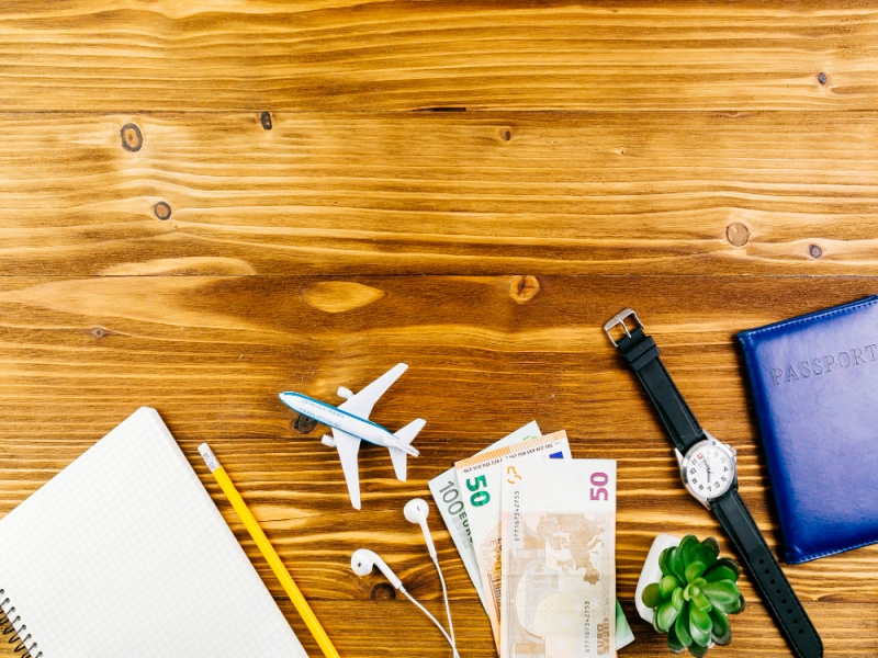 הנוסע המתמיד – המדריך הישראלי המלא