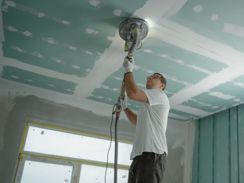 תקרה מעוצבת לבית: פתרונות תכנון שמשנים את התחושה בחלל