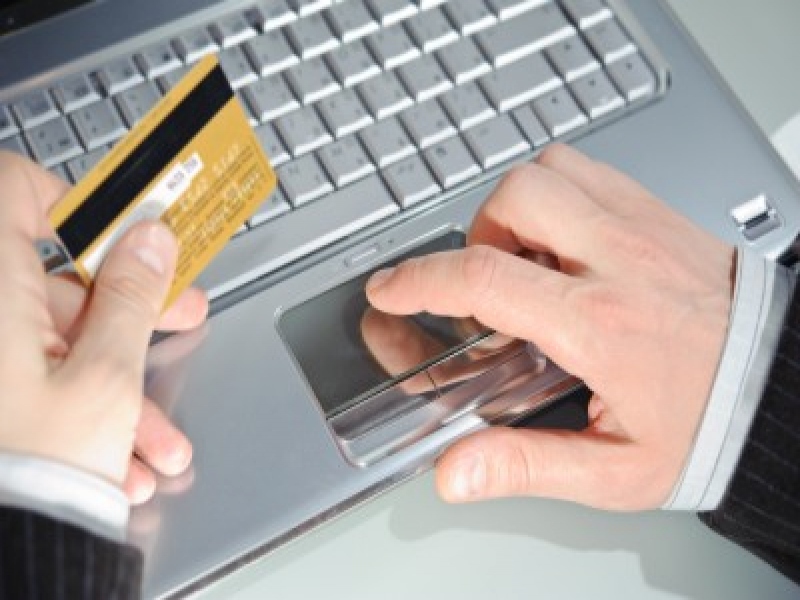 סליקת כרטיסי אשראי באינטרנט