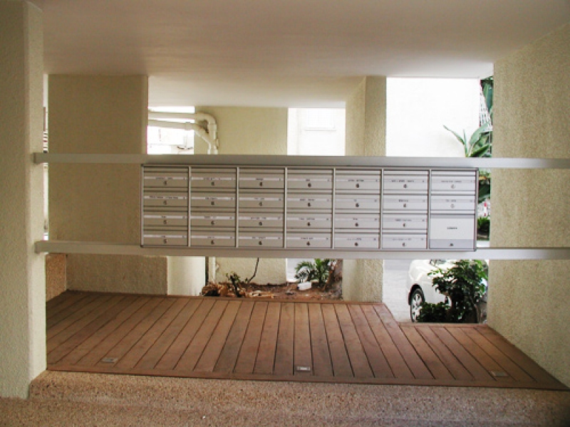 תיבות דואר לבתים משותפים בעידן ה - Email וה - WhatsApp.