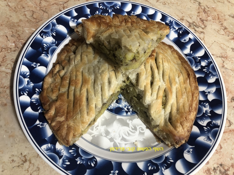 סמבומלווח (עוגתי)במילוי פירה תפו"א עם ערמונים ובצל מקורמל טבעוני