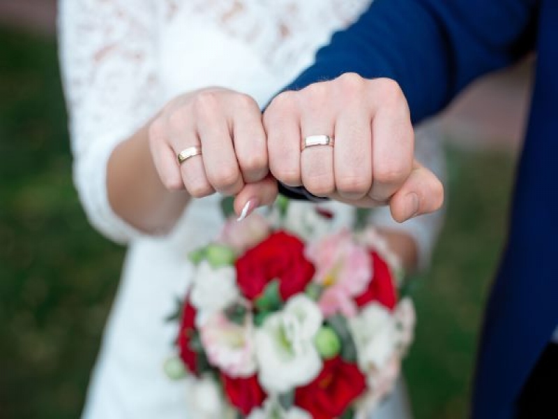 כך תבחרו את טבעת הנישואים שלכם