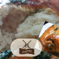 לחמניות שום