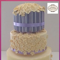 עוגות חתונה - עוגת שלוש קומות