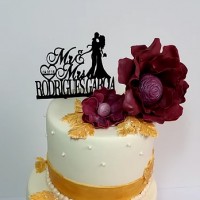 עוגת חתונה עם פרחים אכילים