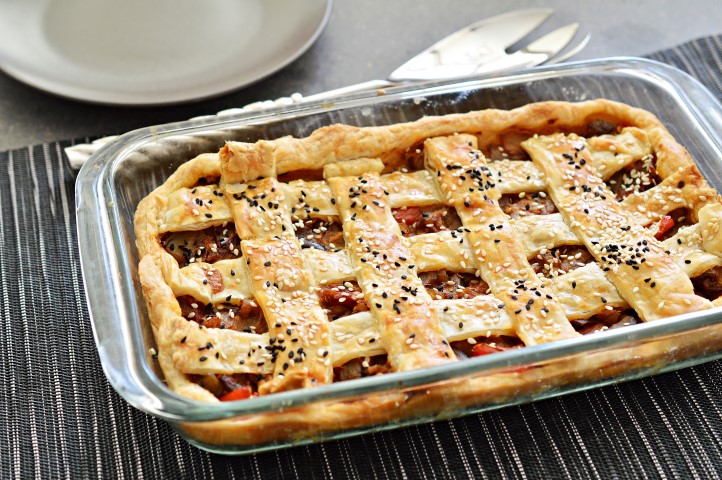 בצק עלים במילוי חצילים