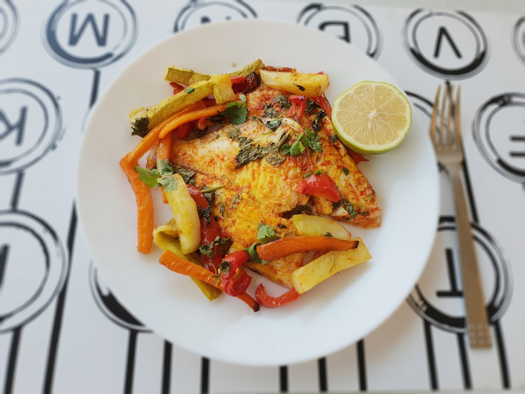 דג עם ירקות בתנור